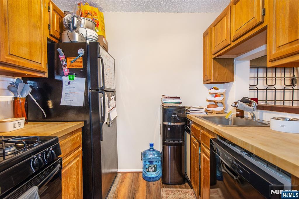 1206 Sycamore Lane - Photo 4