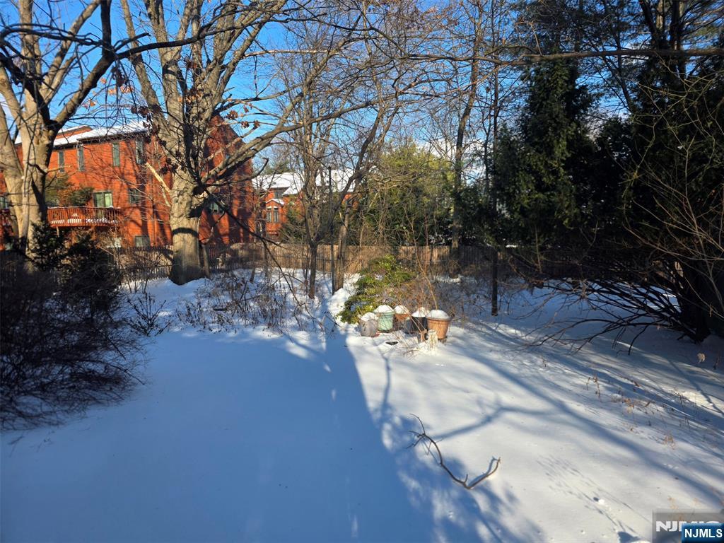 Homes for sale in Saddle Brook, NJ | 21 Sampson St, Saddle Brook, NJ 07663 | MLS# 26003484