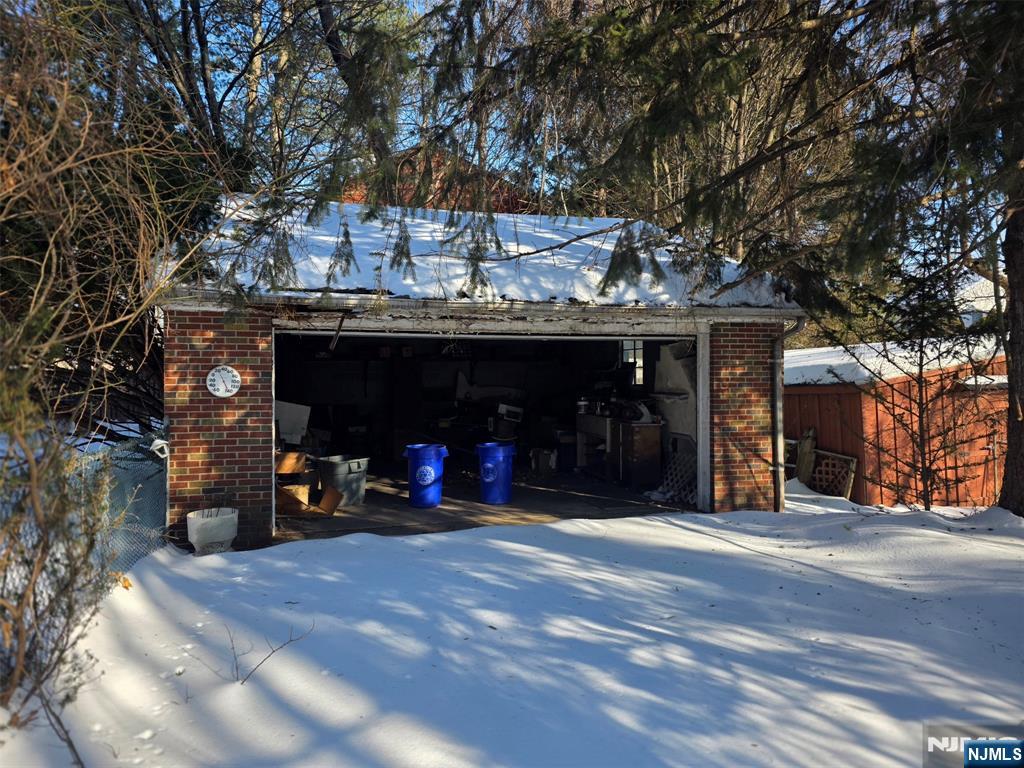 Homes for sale in Saddle Brook, NJ | 21 Sampson St, Saddle Brook, NJ 07663 | MLS# 26003484