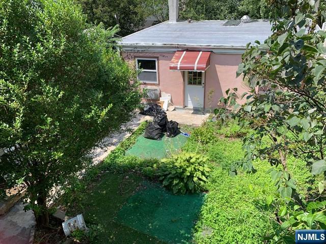 214 William Street - Photo 2