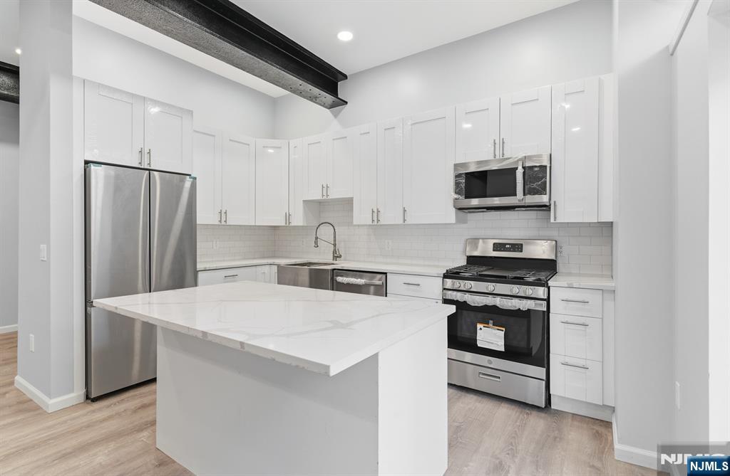 383-387 Broughton Avenue