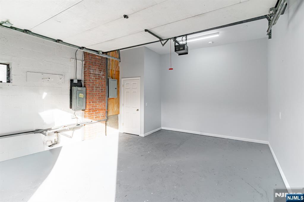 383-387 Broughton Avenue