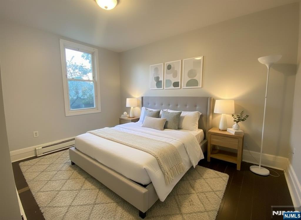 266 Littleton Avenue - Photo 2