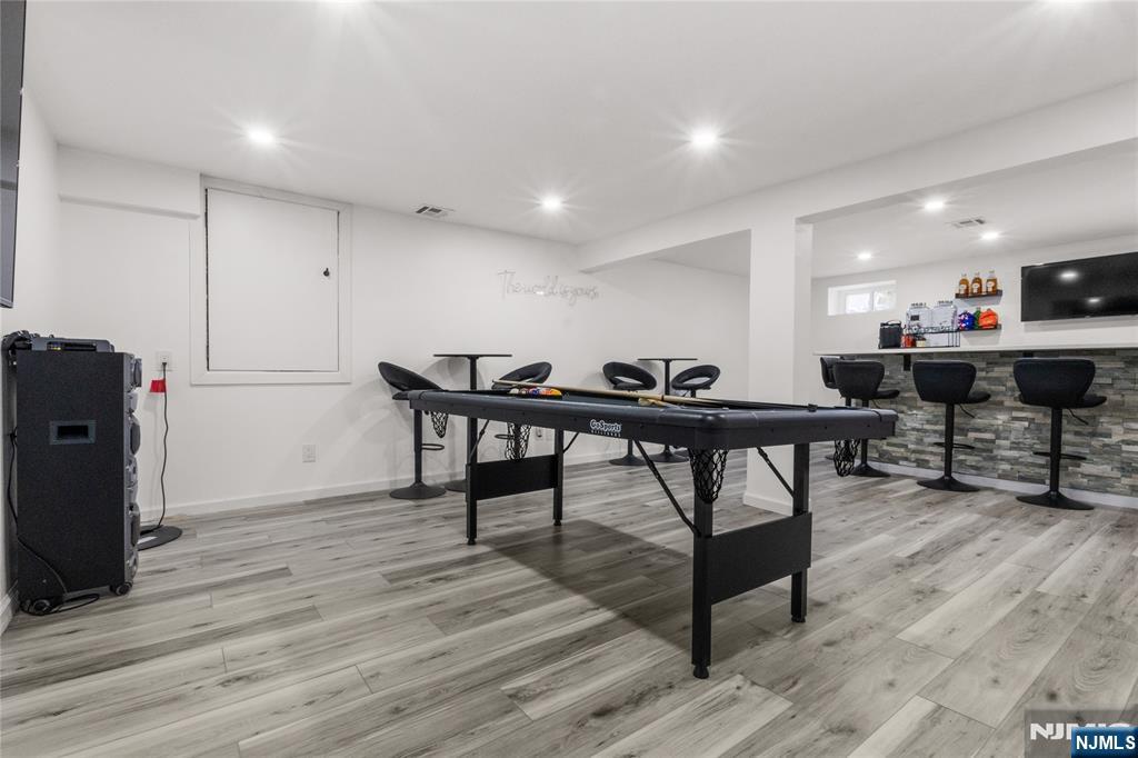 2273 Balmoral Avenue