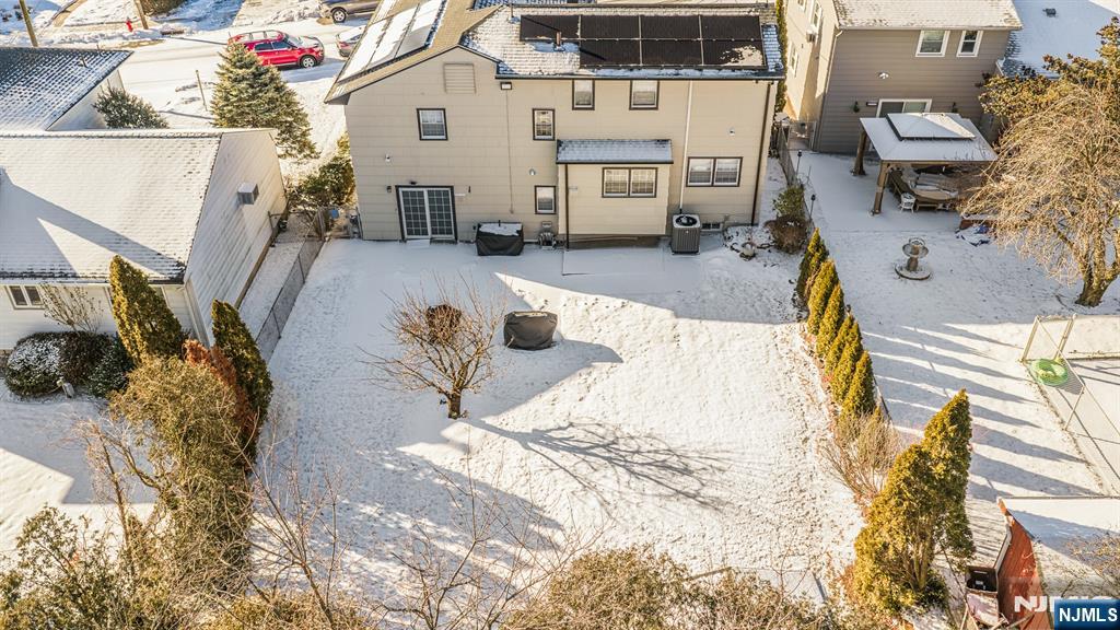 2273 Balmoral Avenue