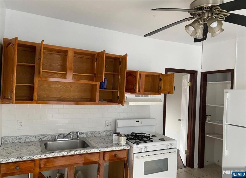 148 Garside Street - Photo 5