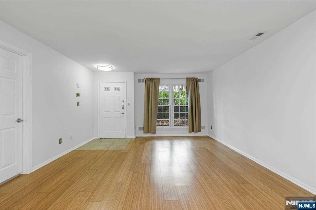342 Village, Fort Lee, NJ 07024 Listing Photo  5