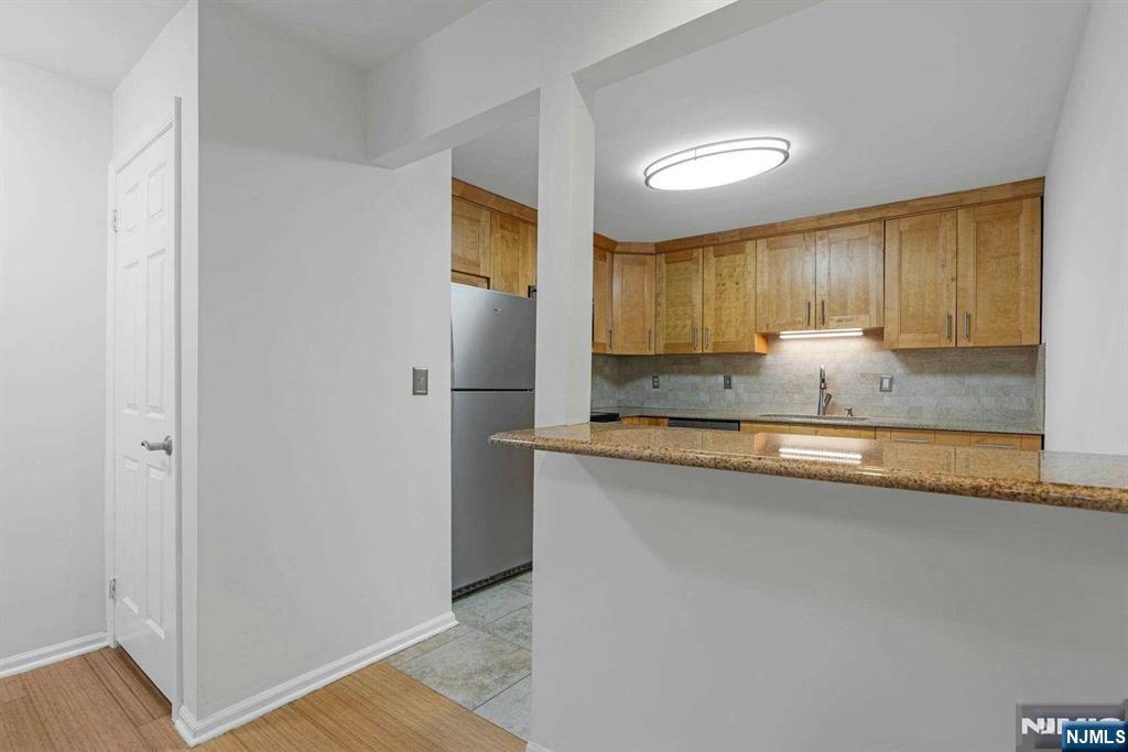 Pass through to Kitchen