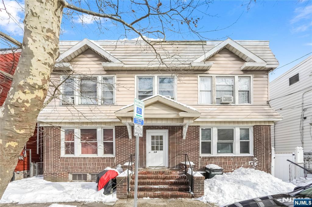 36 Cortland Street - Photo 1