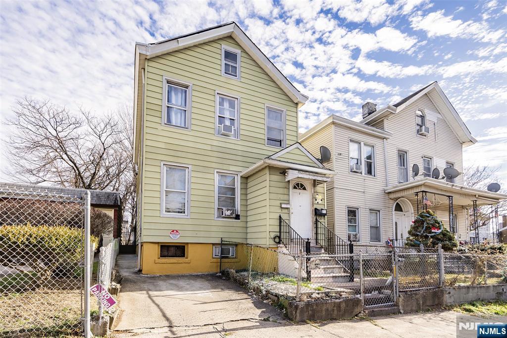 11 Mercer Street