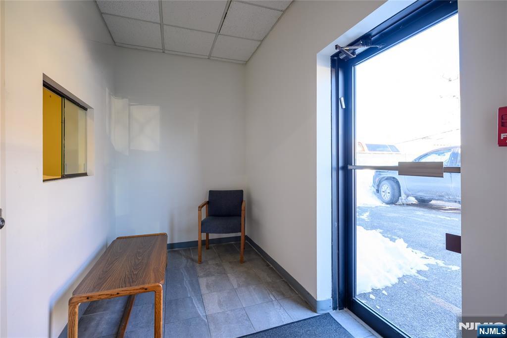 307 W Pleasantview Avenue - Photo 5