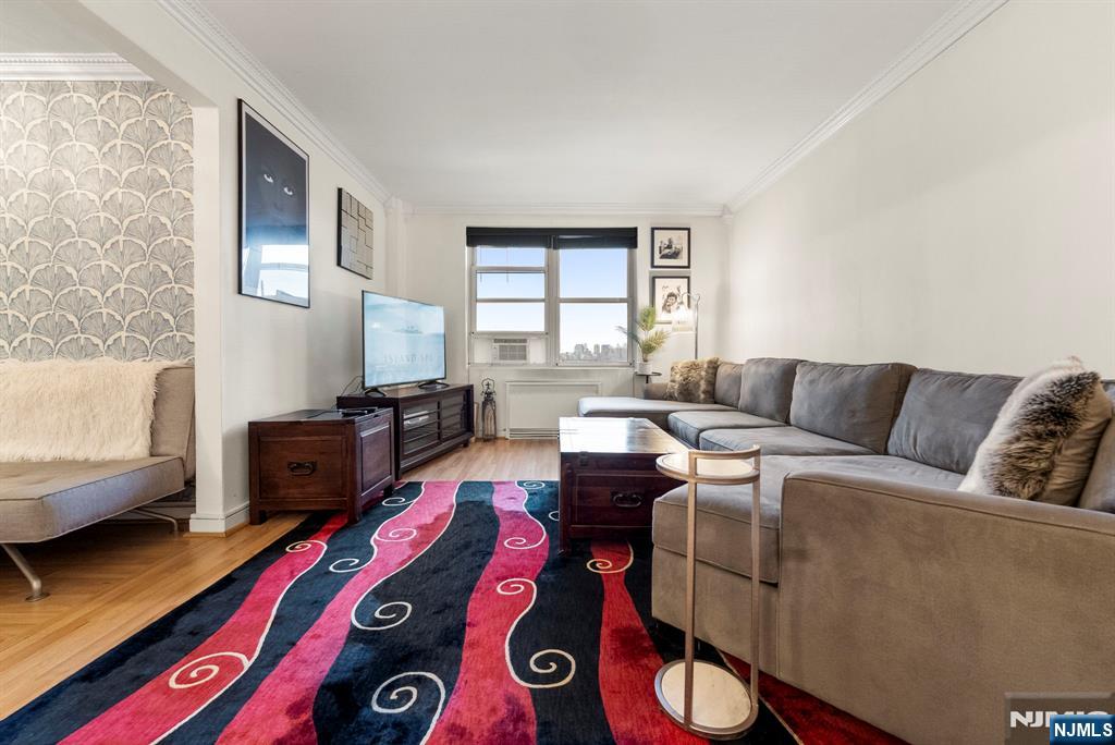 8450 Boulevard E 1H - Photo 2
