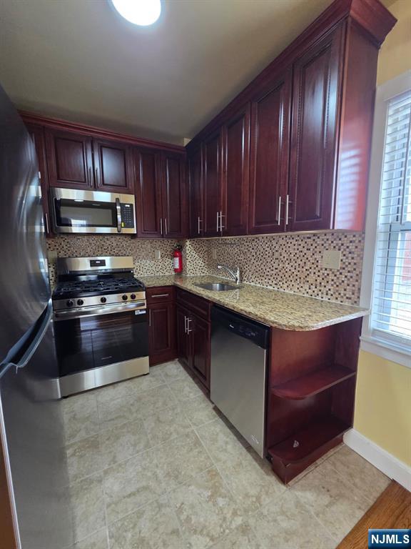 5 Bay Avenue 2 - Photo 1