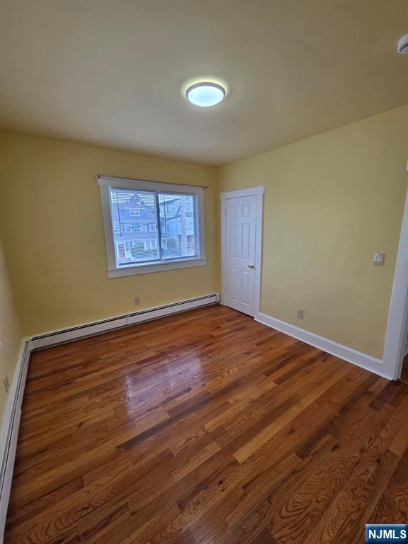 5 Bay Avenue 2 - Photo 8