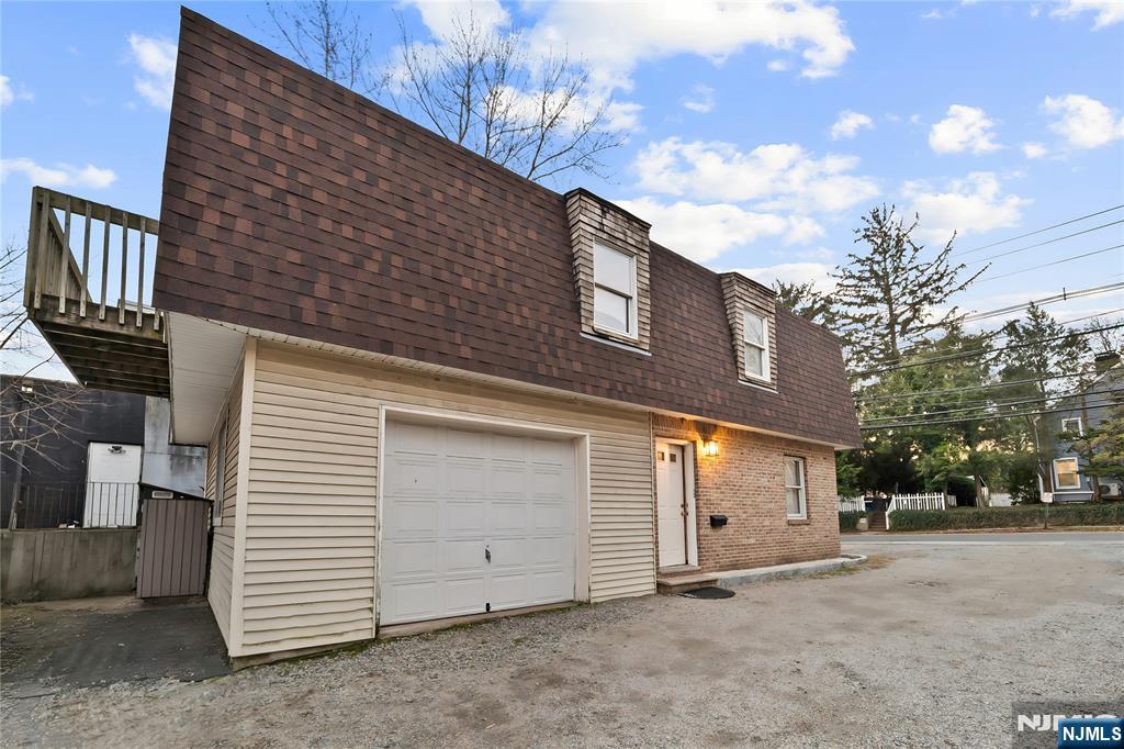 194 Saddle River Road — photo 39