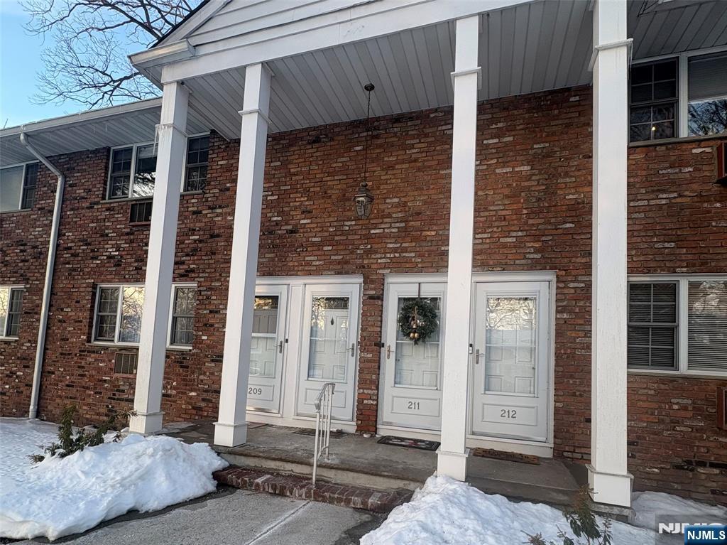 121 Regency Park, Ramsey, NJ, 07446