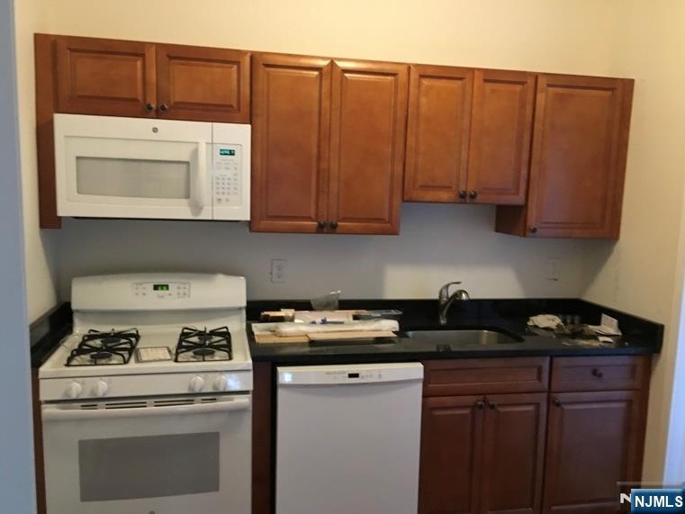 15 Harrison Place - Photo 3