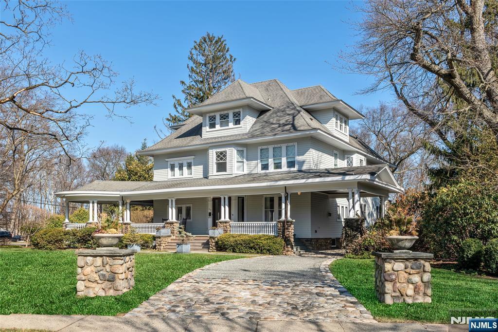 317 Prospect Street, Ridgewood, NJ, 07450