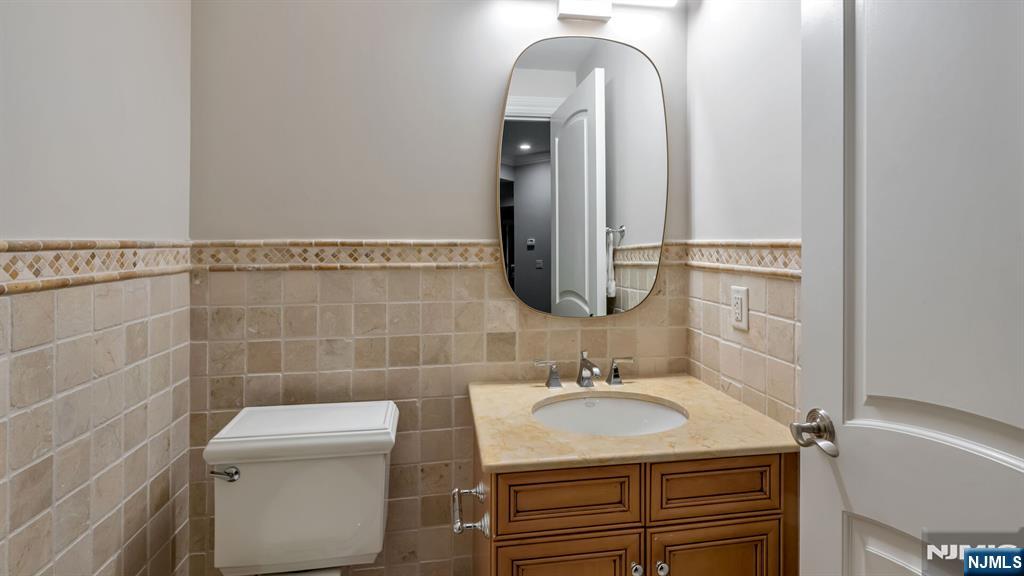 114 Bellaire Drive — photo 37
