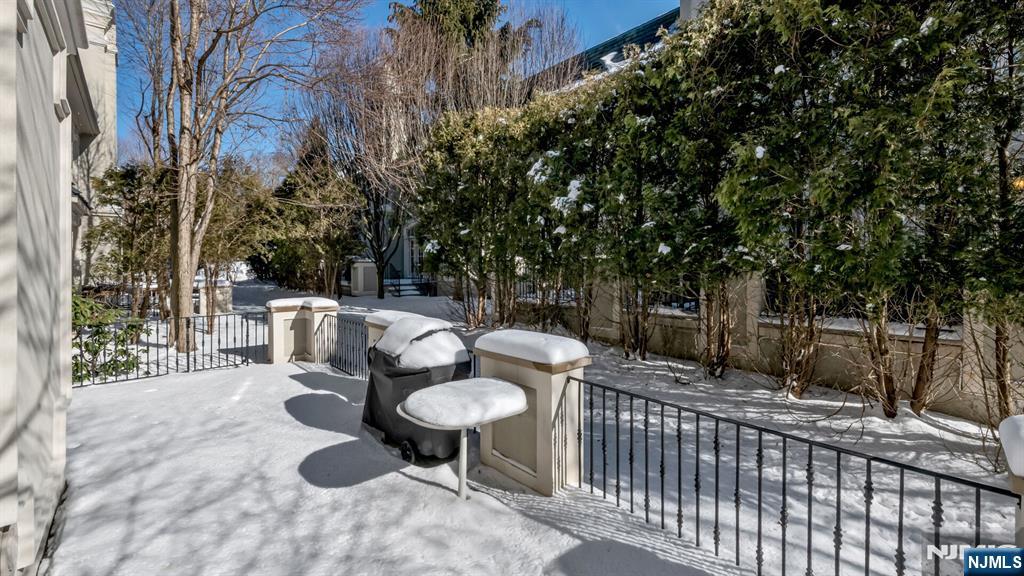 114 Bellaire Drive — photo 41