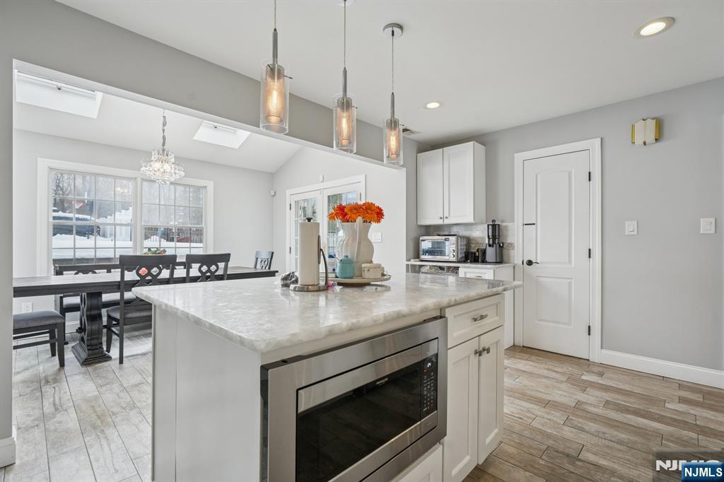 25 Nathan Way — photo 17