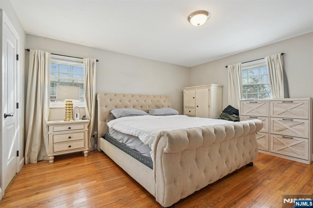 25 Nathan Way — photo 31