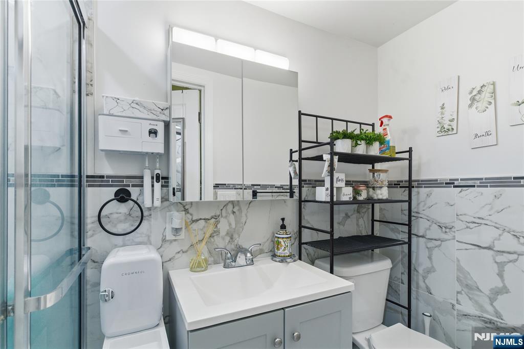 613 20th Street - Photo 5