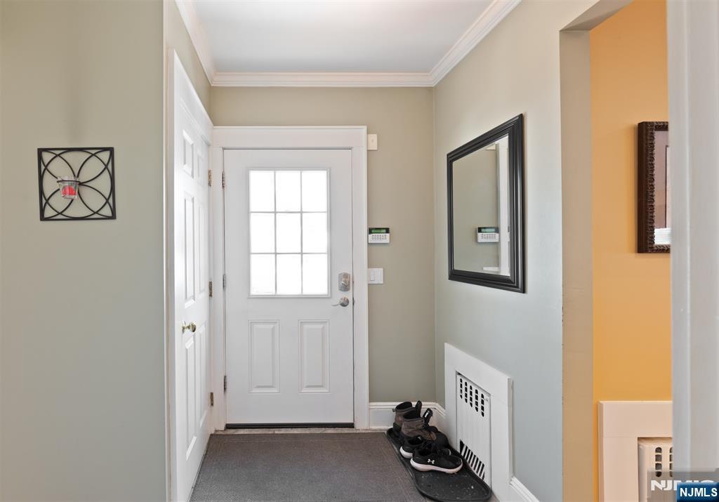 7 Wayland Drive, Verona, NJ, 07044