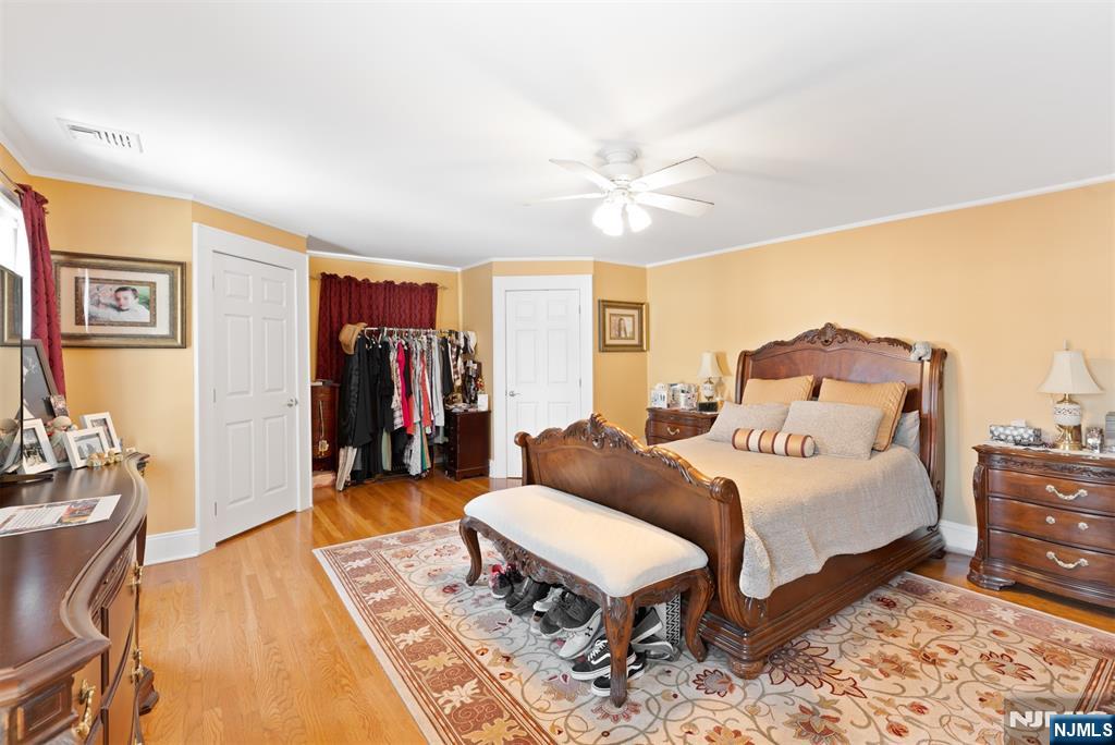 7 Wayland Drive, Verona, NJ, 07044