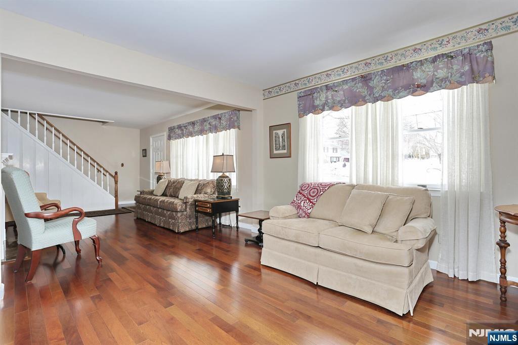 46 Knollwood Drive - Photo 5