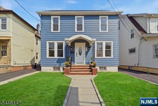 Photo 1 of Single family home for sale at 21 Hazard Pl, Elizabeth, NJ 07208 | MLS# 26003994 | Listing updated on 2026-09-28