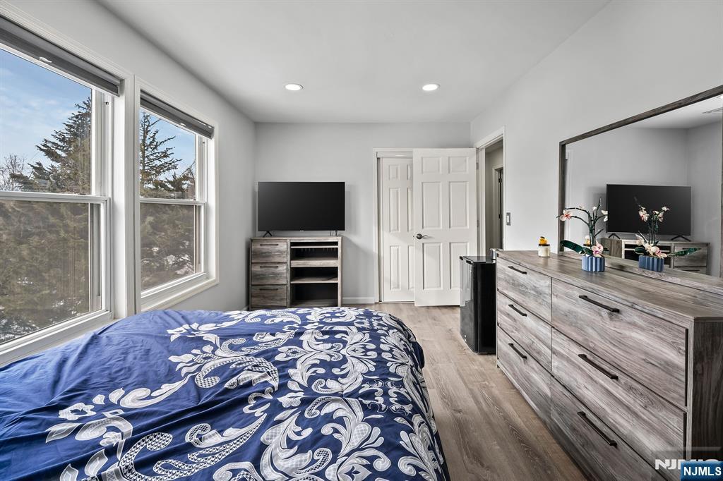 201 Newark Pompton Turnpike