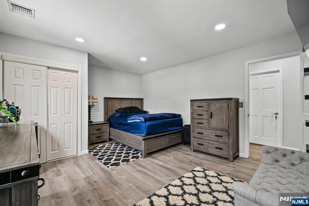 201 Newark Pompton Turnpike