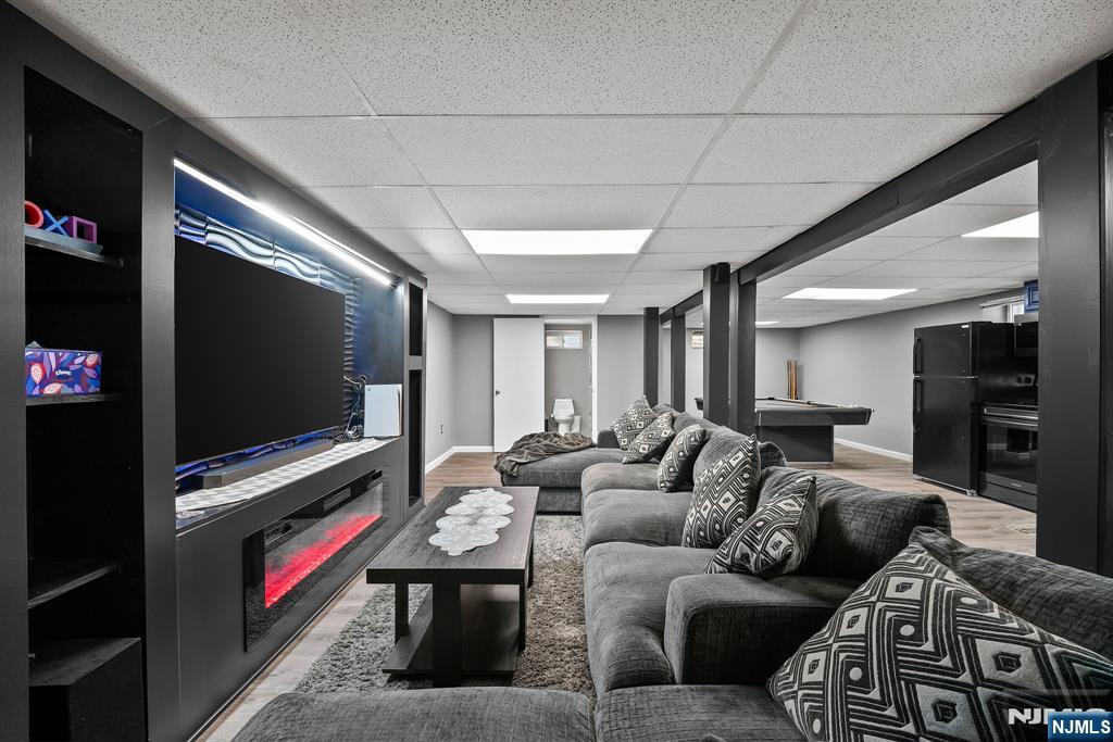 201 Newark Pompton Turnpike