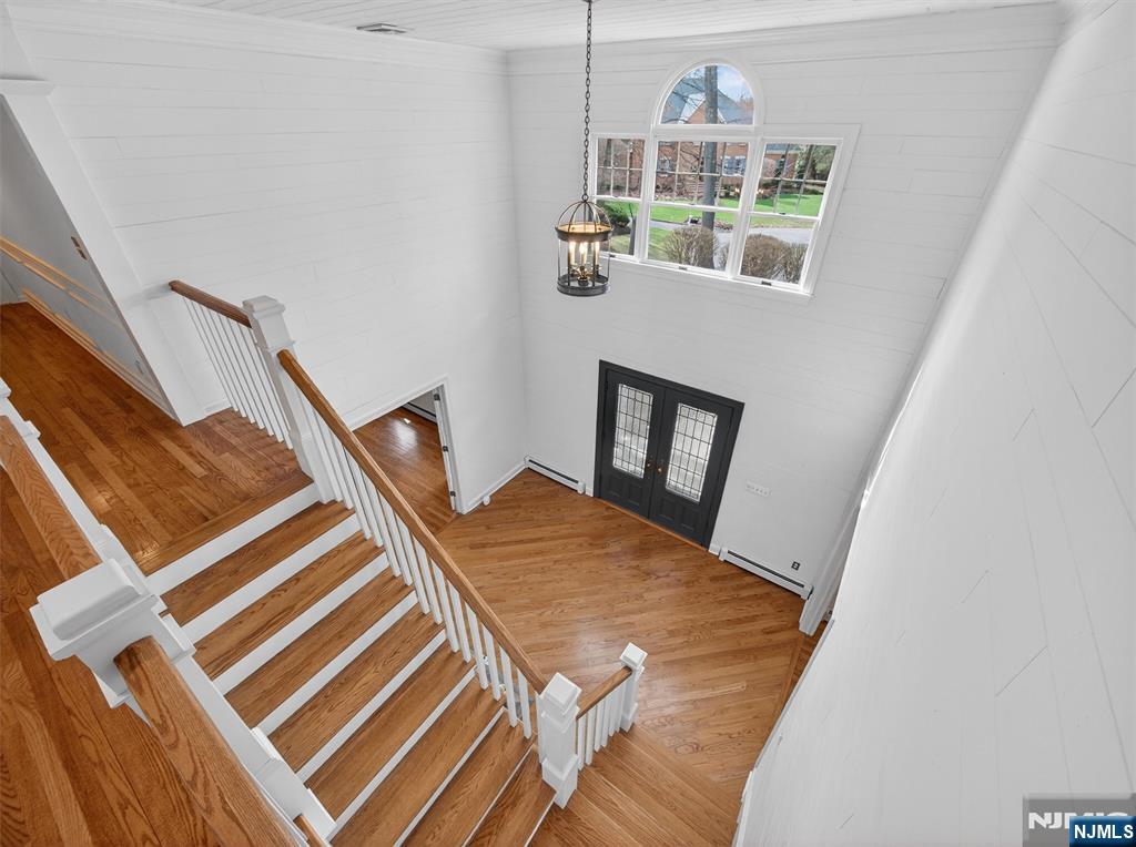381 Lawrence Court