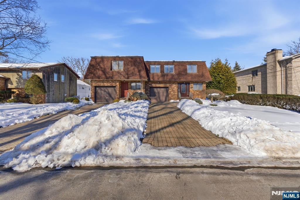 55 Esther St, Newark City, NJ, 07105-4714