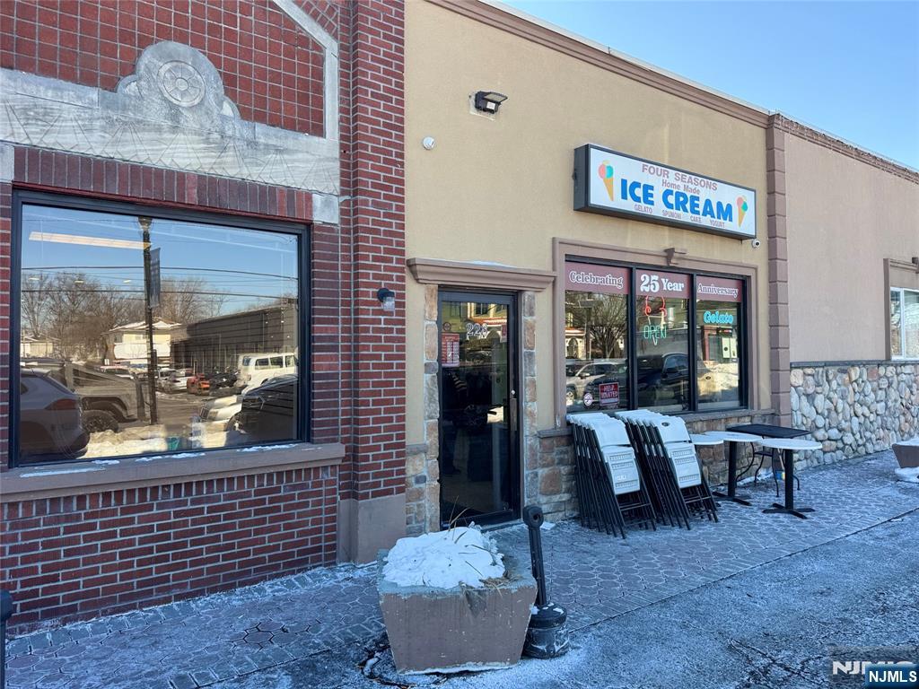 183 Boulevard, Hasbrouck Heights, NJ, 07604