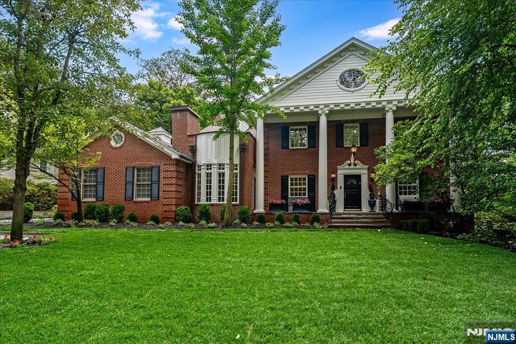 29 Hillcrest Road, Glen Ridge, NJ, 07028