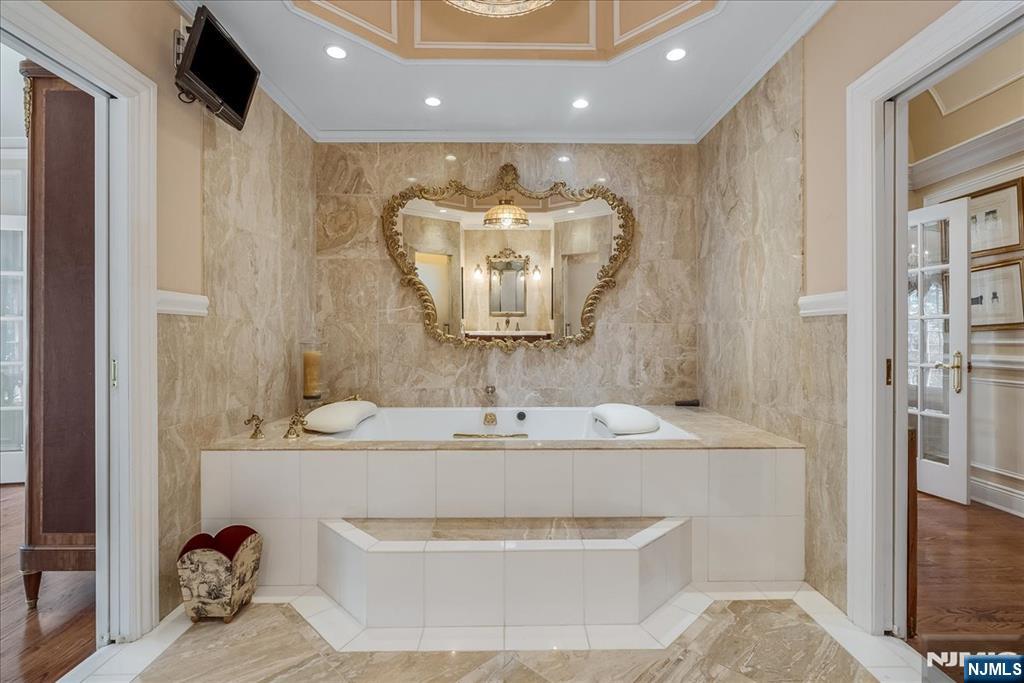 294 Oakwood Road, Englewood, NJ, 07631