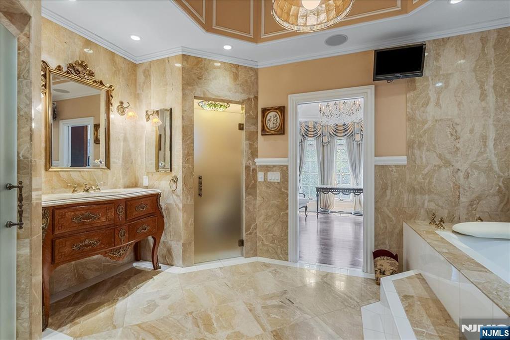 294 Oakwood Road, Englewood, NJ, 07631