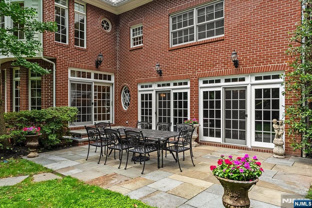 294 Oakwood Road