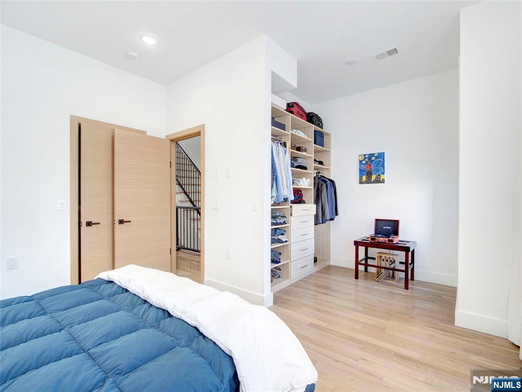 231 Clinton Avenue #2