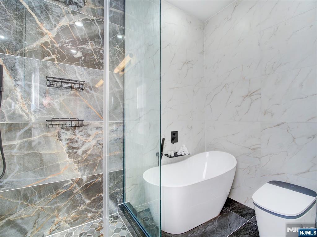 231 Clinton Avenue #2