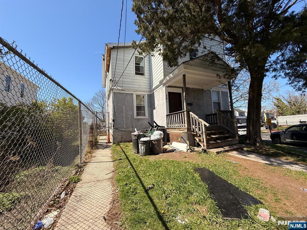 339 Myrtle Avenue - Photo 1