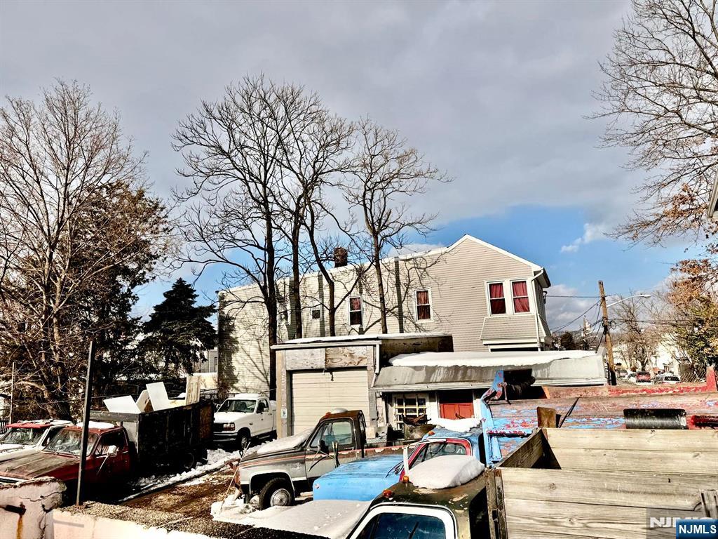 339 Myrtle Avenue - Photo 3