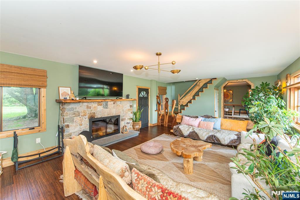 62 Mount Pleasant Road, Knowlton, NJ, 07832