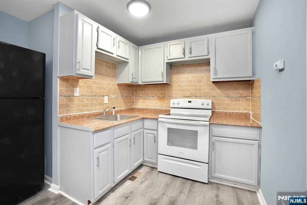 51 Demarest Street - Photo 3