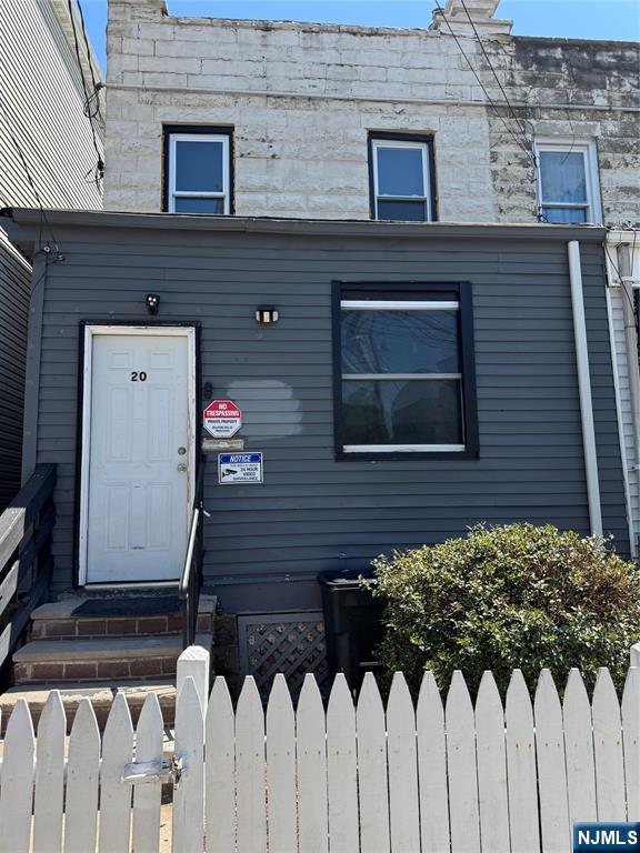 20 Willoughby
