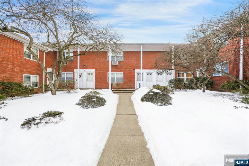 121 Regency Park, Ramsey, NJ, 07446