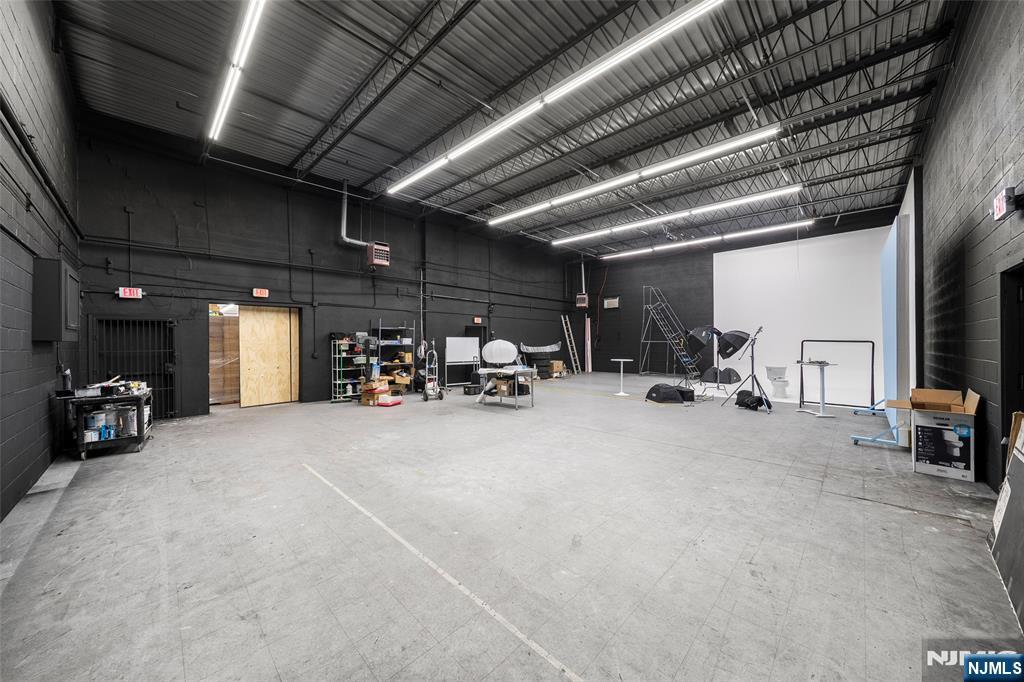 29-31 Industrial Avenue — photo 13
